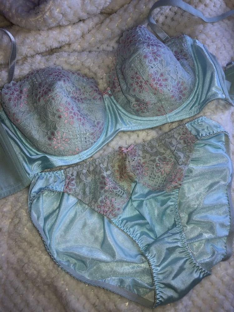 6P Bra and panties