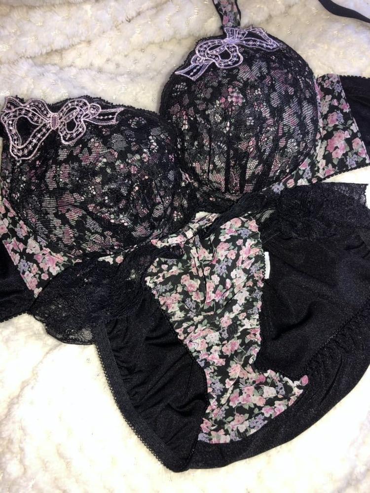 6P Bra and panties