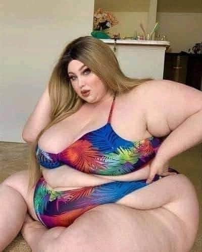 25P Good Lawd She's Thick 01