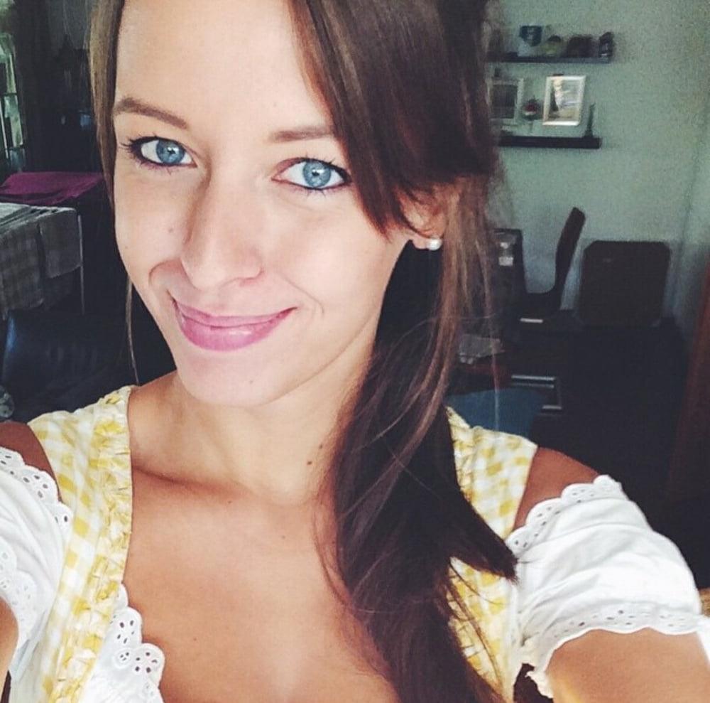 25P Sexy Dirndl Girls 375