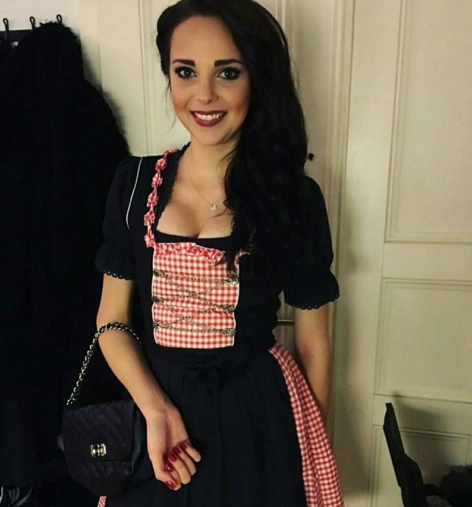 25P Sexy Dirndl Girls 375