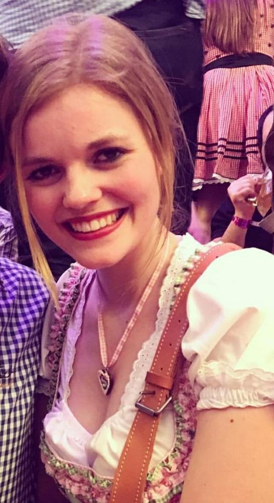 25P Sexy Dirndl Girls 375