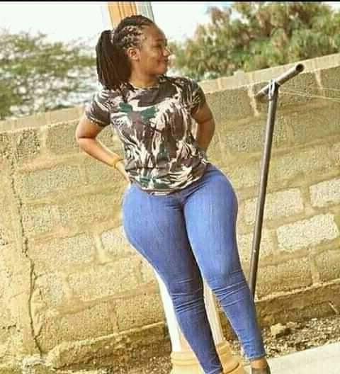 25P Good Lawd She's Thick