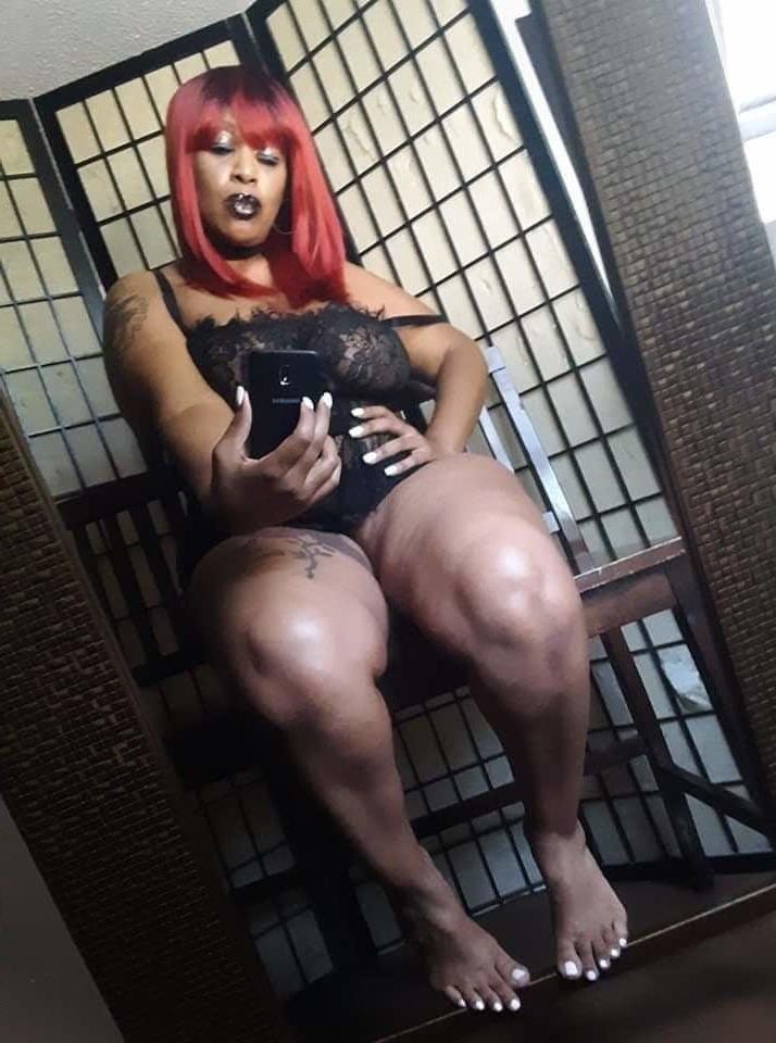 25P Good Lawd She's Thick