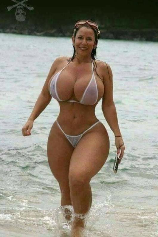 25P Good Lawd She's Thick