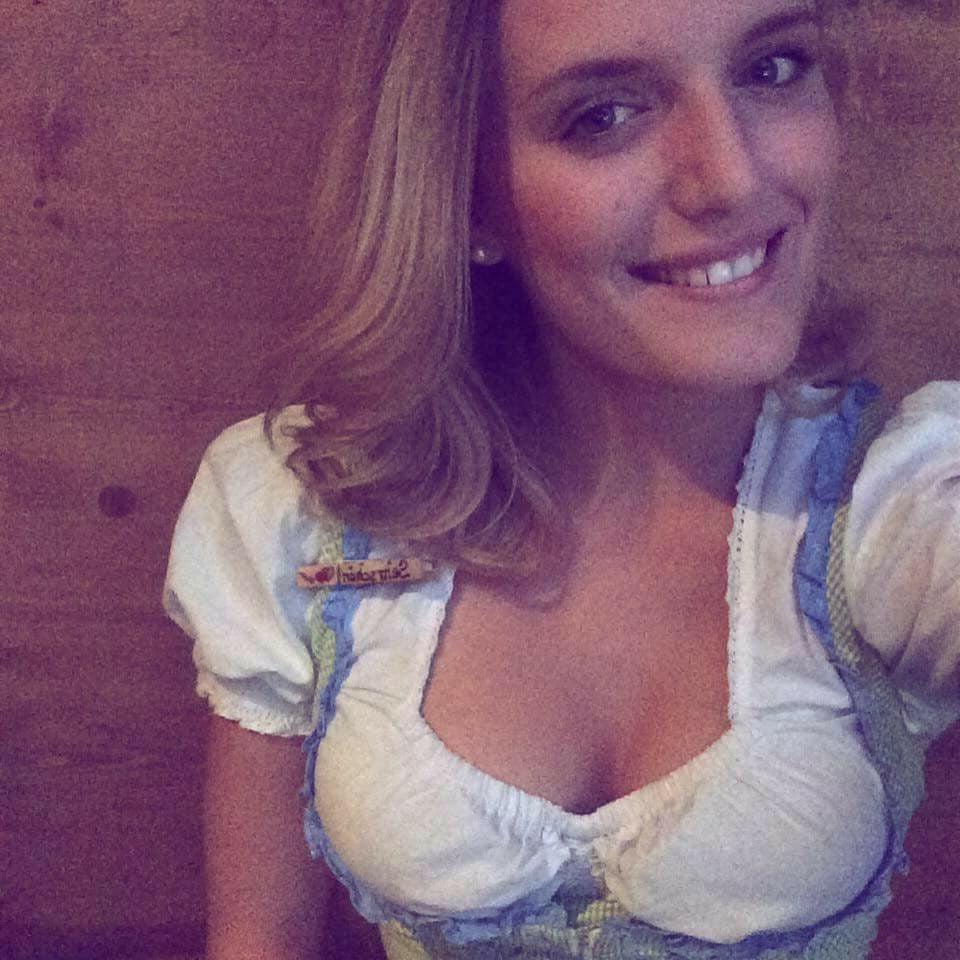 25P Sexy Dirndl Girls 373
