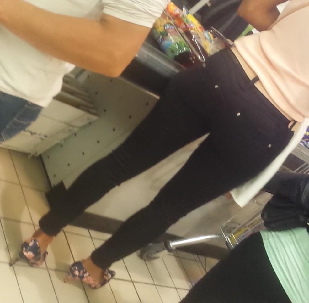22P sexy tight ass in high heels so hot girls