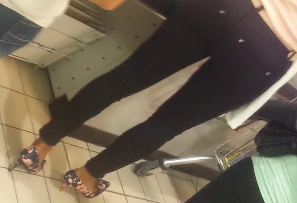 22P sexy tight ass in high heels so hot girls