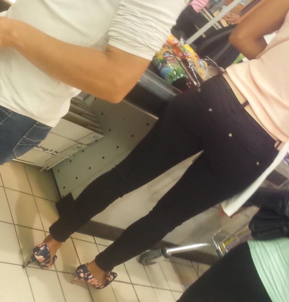 22P sexy tight ass in high heels so hot girls
