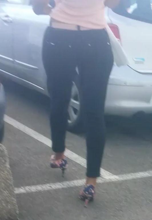 22P sexy tight ass in high heels so hot girls
