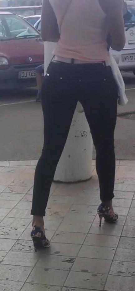 22P sexy tight ass in high heels so hot girls