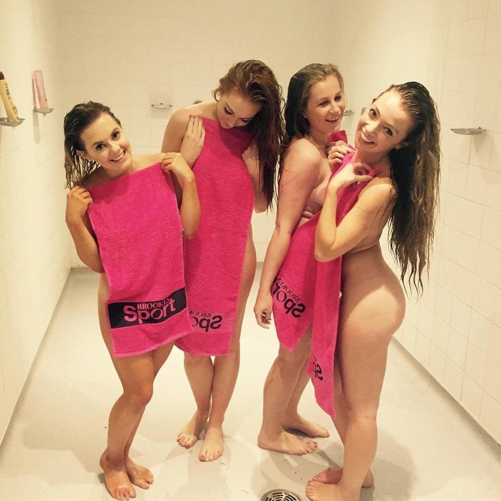17P Locker room girls