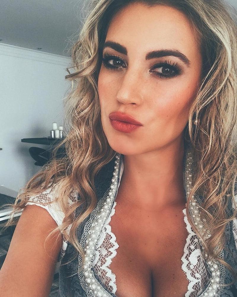 25P Sexy Dirndl Girls 369