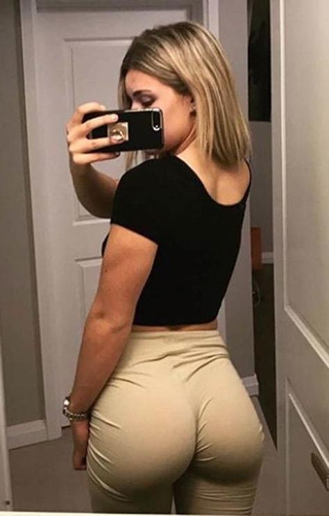 10P Selfie ass girls