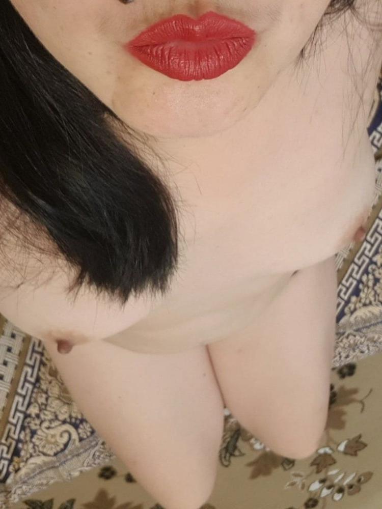 15P Selfshot Girls Stripping