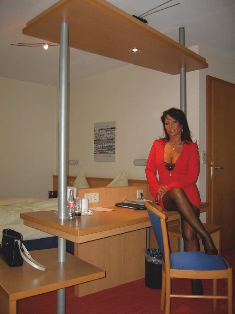 12P LaDy Bar Bara 08.20 9