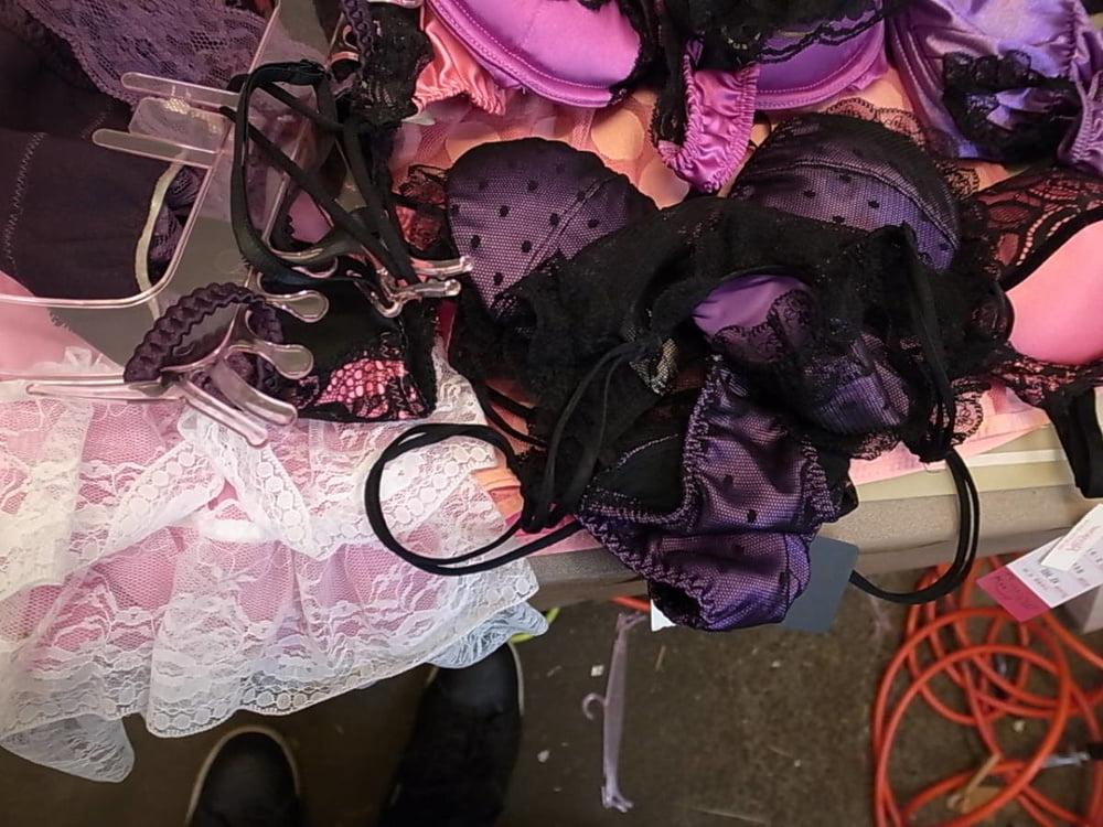 10P Bra and panties