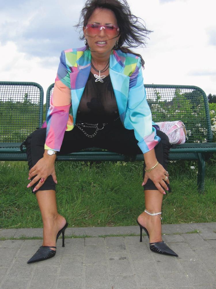 13P LaDy Bar Bara 08.20 8