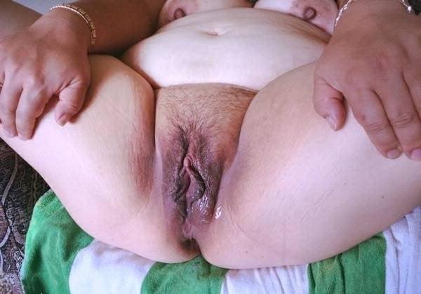 25P Hmong Pussy for black guys and big black cocks