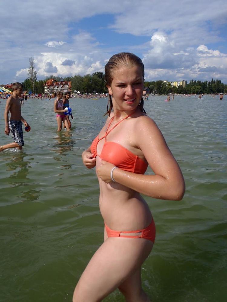 25P Amateur girls on holiday!!!!!!!