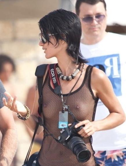 25P No Bra 28