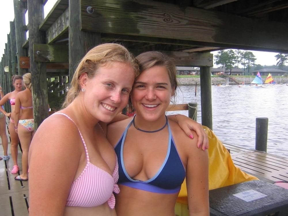 25P Nice girls and lady's in bikini
