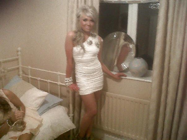 25P Teen slut olivia PLEASE CUM ON HER