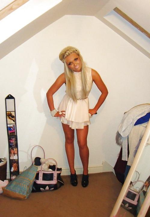 25P Teen slut olivia PLEASE CUM ON HER