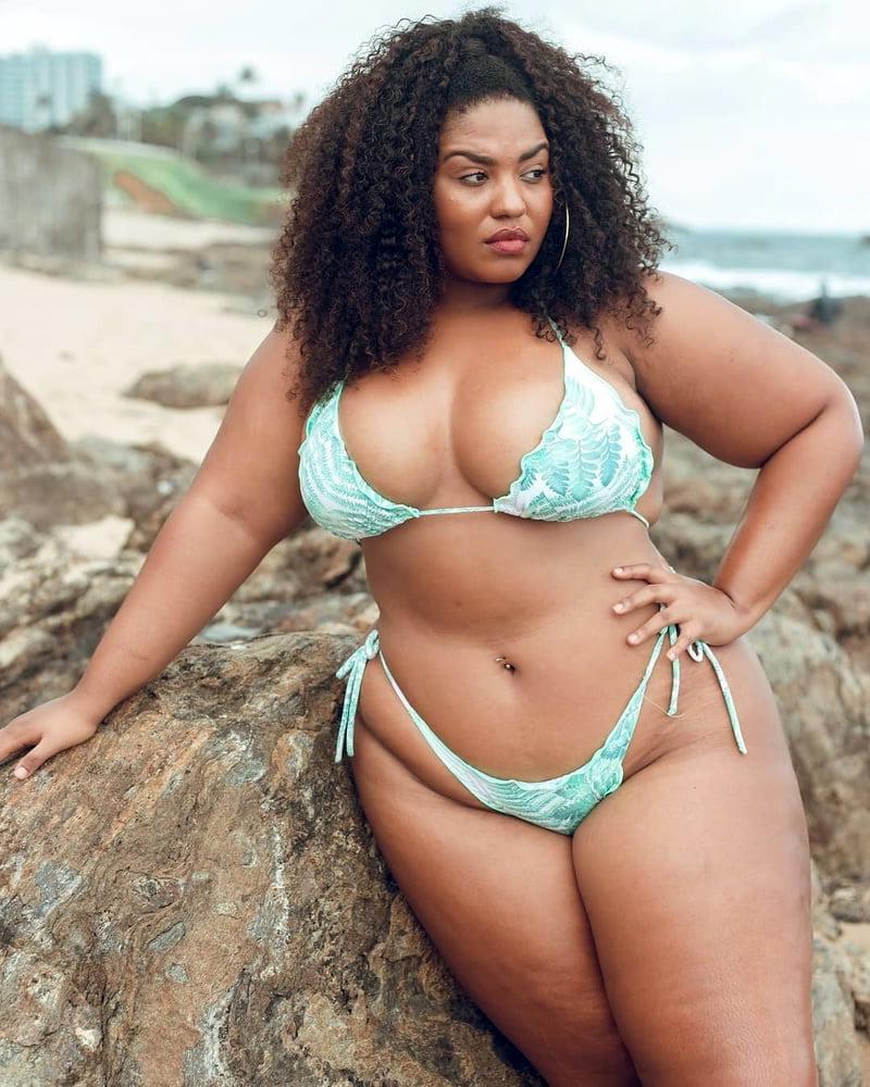 25P Girls I Like 140, Summer Girls