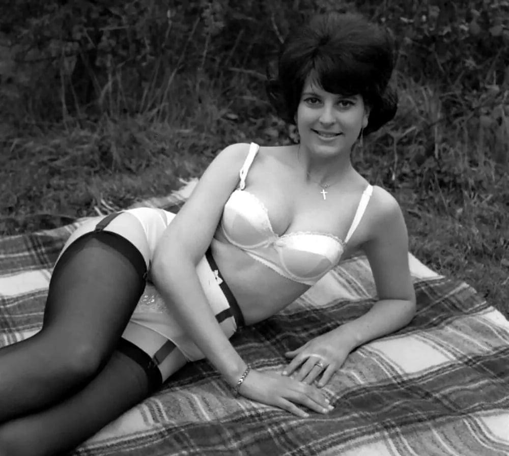 25P Girls I Like 140, Summer Girls