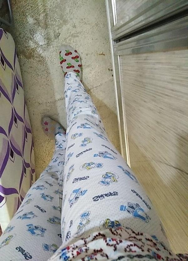 25P Turkish girls showing off