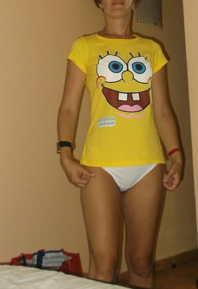 25P Milf on Vacation