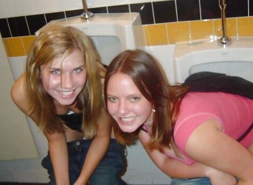 25P Girls using Men's Room - coolbudy