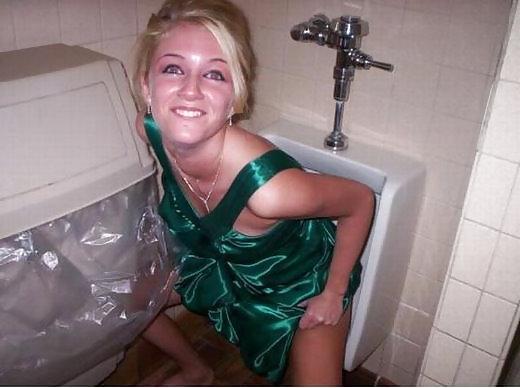 25P Girls using Men's Room - coolbudy
