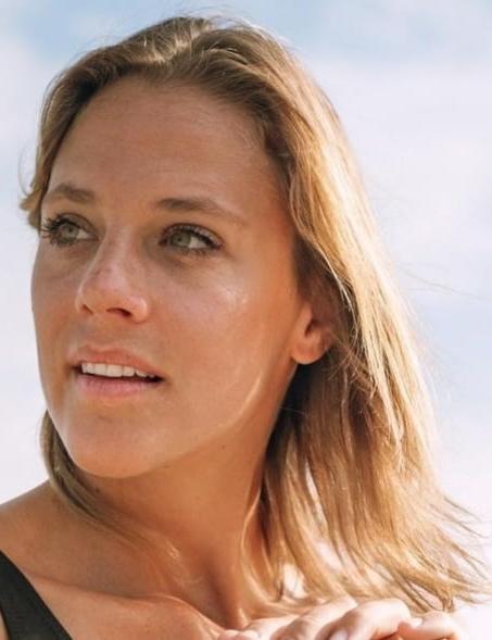 25P SURFER GIRLS