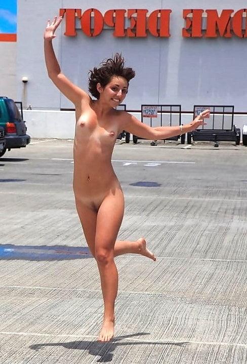 25P More Nude Street Girls