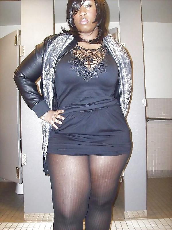 22P NICE THICK BITCHES