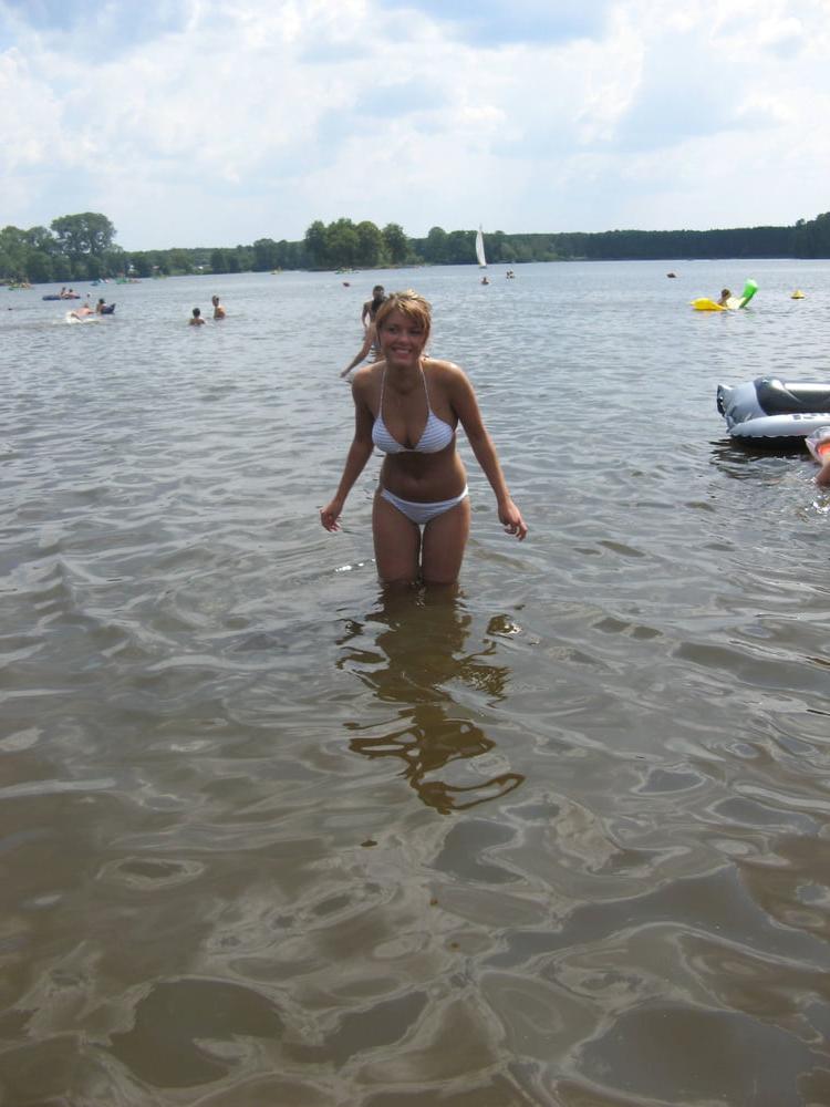 25P Girls around the World Welcome to Russia. 5