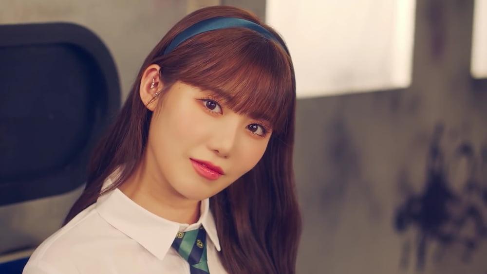 25P K-Pop Facial Screencaps