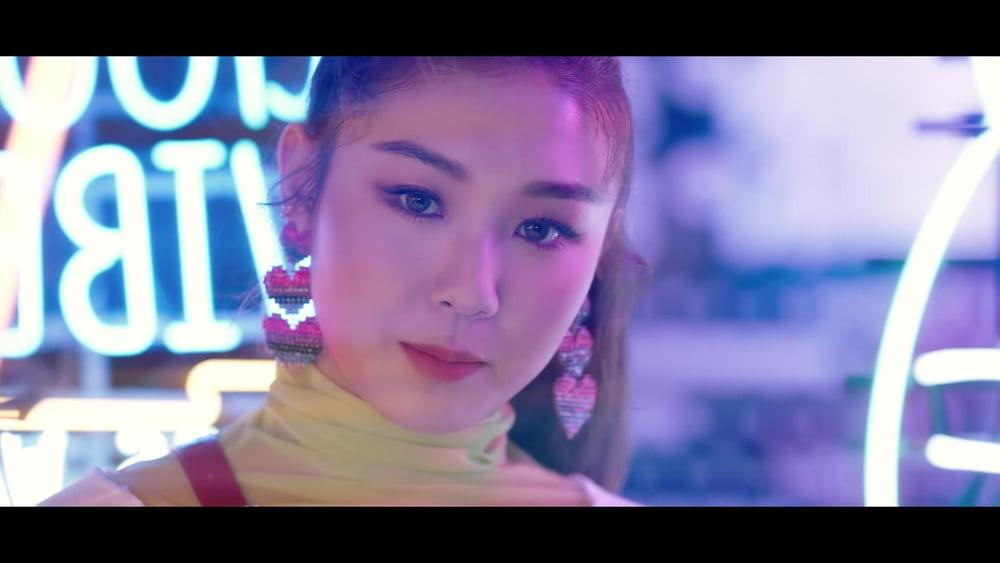 25P K-Pop Facial Screencaps