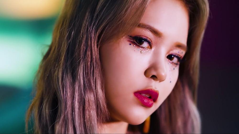 25P K-Pop Facial Screencaps