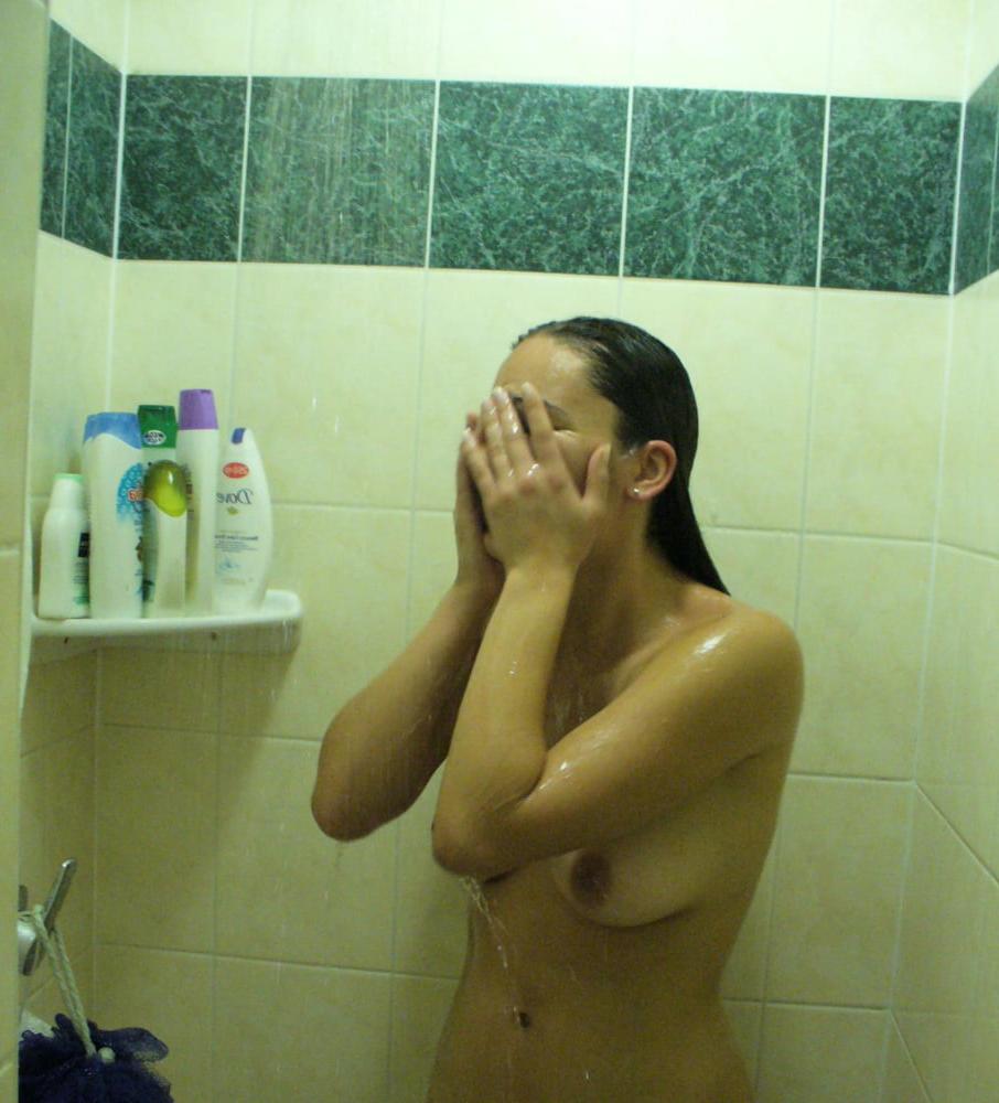 25P Girls around the World Welcome to Russia. 6