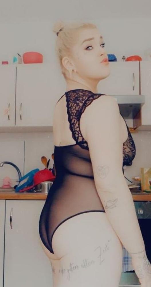 15P Exposed girls from friends.