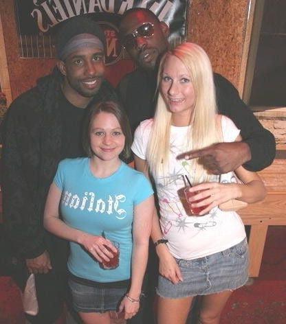 25P White girls finally come around