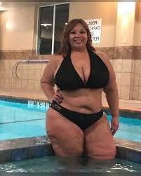 25P Big girls I'd  completely empty my load inside 4