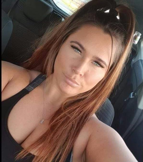 25P Random Facebook finds hot Scottish girls