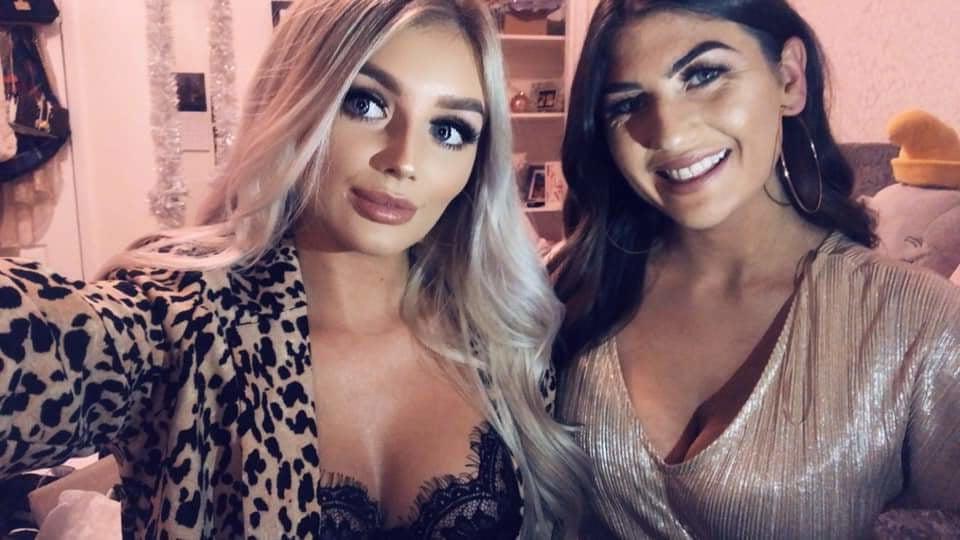 25P Random Facebook finds hot Scottish girls