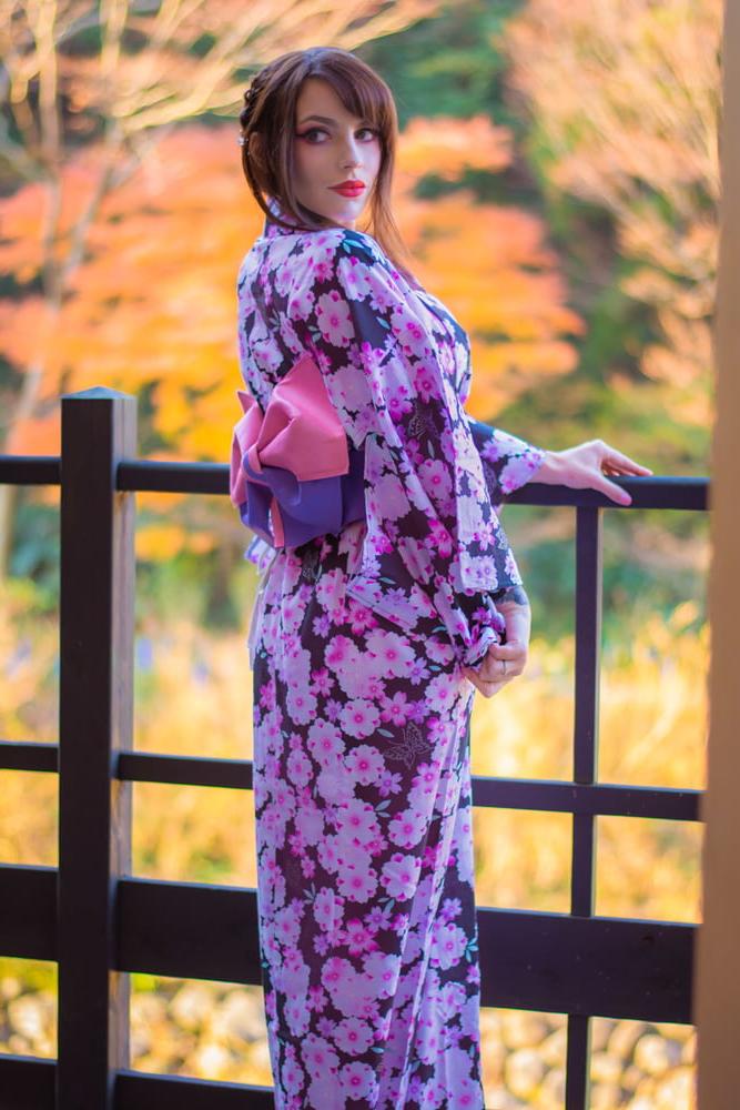 25P KMFX - Kimono &amp; Bath