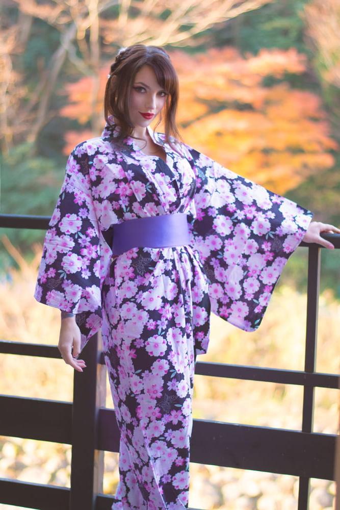 25P KMFX - Kimono &amp; Bath