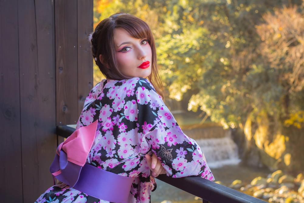 25P KMFX - Kimono &amp; Bath
